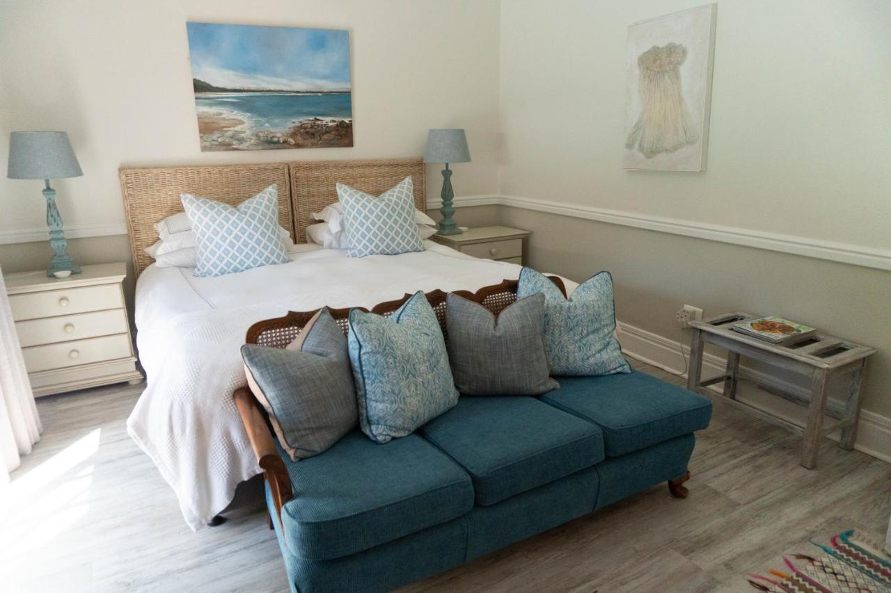 Admiralty Beach House Порт-Элизабет Экстерьер фото