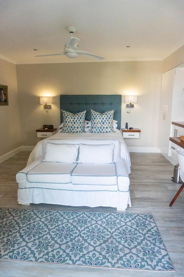 Admiralty Beach House Порт-Элизабет Экстерьер фото