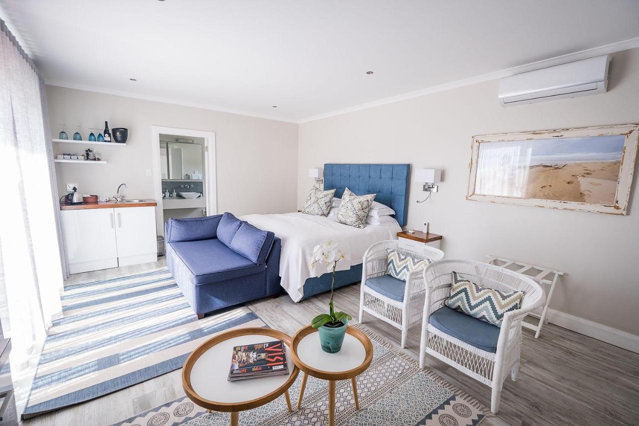 Admiralty Beach House Порт-Элизабет Экстерьер фото